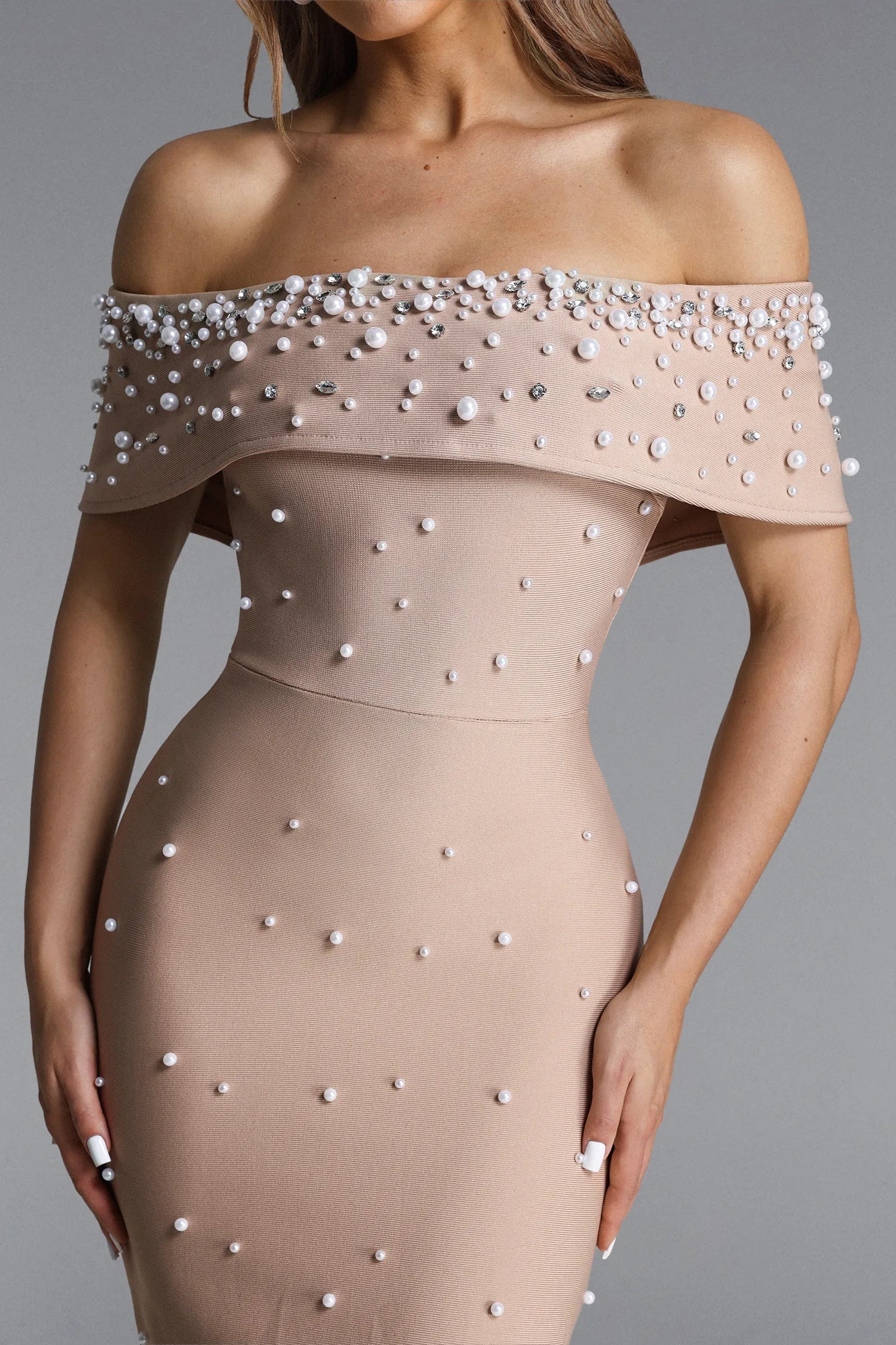 Isme Elegant Contour Off Shoulder Pearl Rhinestone Bandage Maxi Dress